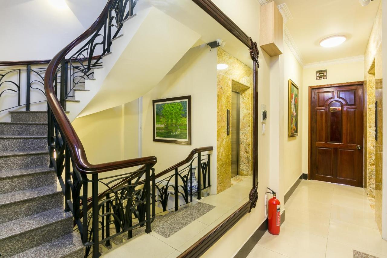 Oyo 113 Horizon Hotel Хошимин Экстерьер фото